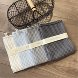 Waffle Waffles 　しゃりッフル　ハンドタオル